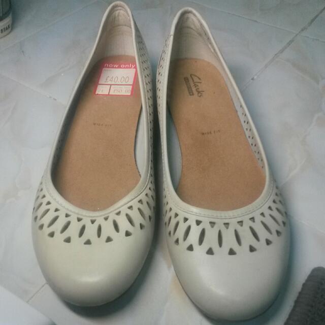 clarks women's faraway field oxford