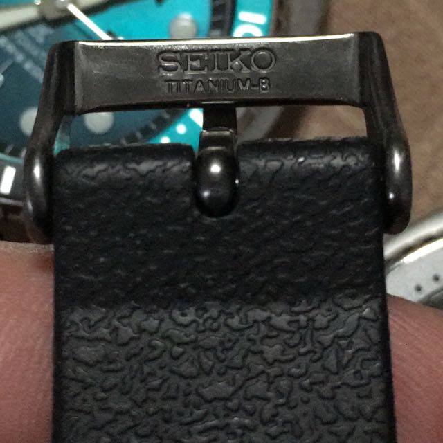 Original Seiko Rubber Strap(22) With Titanium ( Buckle & Keeper