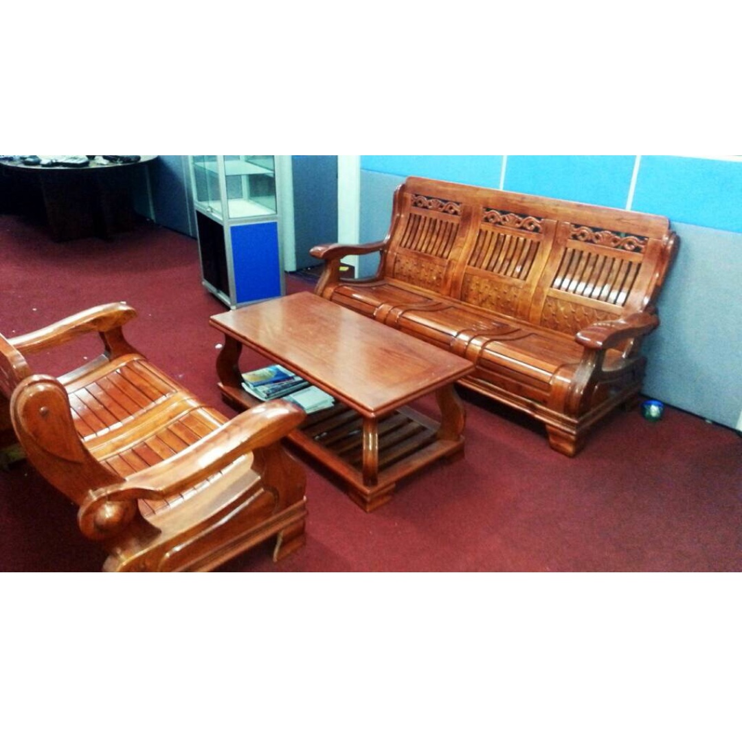 Set Kerusi dan Meja, Home & Furniture, Furniture on Carousell