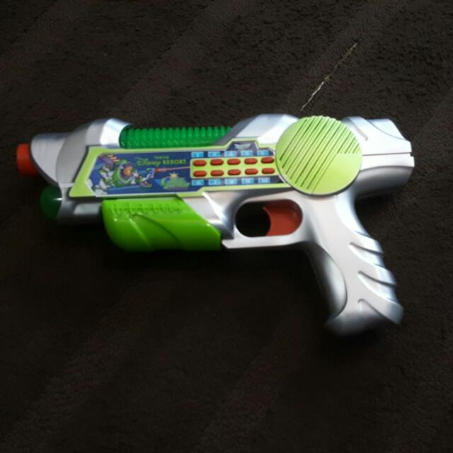 buzz lightyear gun