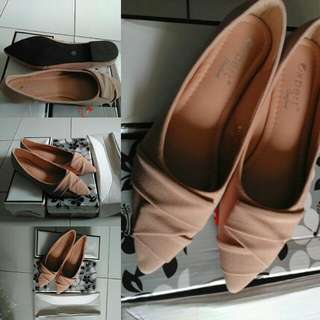 Sepatu Flat Expert 38 , Impor Hongkong