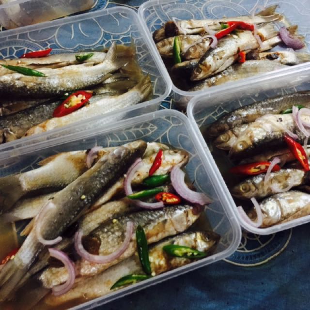 Ikan Pekasam Food Drinks Chilled Frozen Food On Carousell