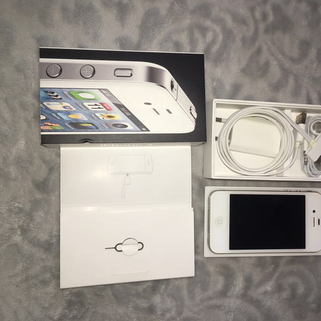 Iphone 4 Asli Apple 100 Telepon Seluler Tablet Di Carousell