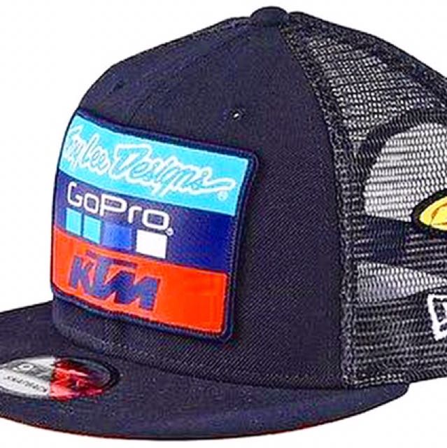 adidas snapback caps