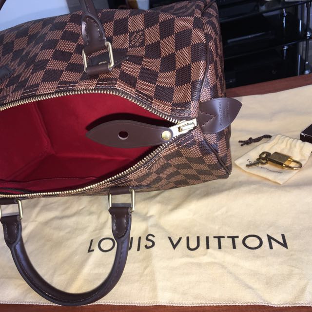 Louis Vuitton Speedy 30 Damier Ebene Handbag in Dust Bag, Luxury, Bags &  Wallets on Carousell
