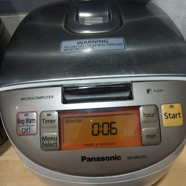 Product Tour: Panasonic SR-MGS102 Microcomputer Controlled Fuzzy Logic Rice  Cooker 