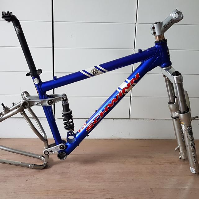 Schwinn outlet rocket 88