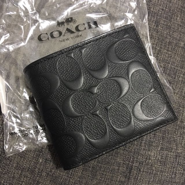 Coach compact id wallet in signature leather clearance