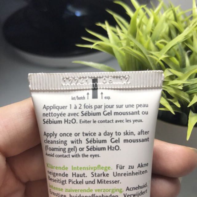 🕐Bioderma Sebium Global 30ml for Acne (Category: Face Care) located in Manila. Submitted by chabachaba (Listing ID 107468036, Image 2). Description: .