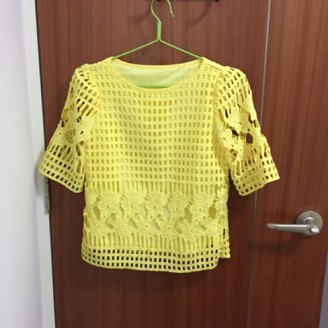 nice yellow tops