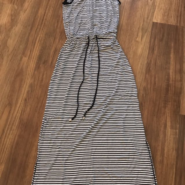 Target Maternity Clothes Women S Fashion Clothes On Carousell