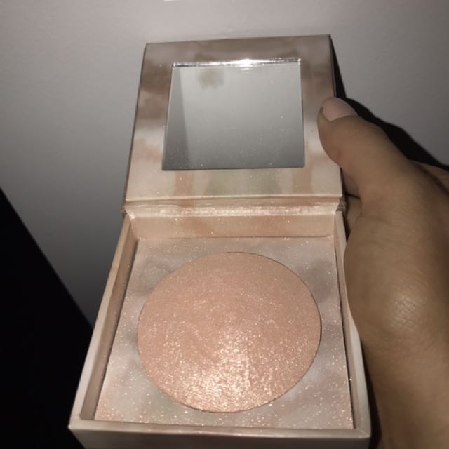 urban decay illuminated powder