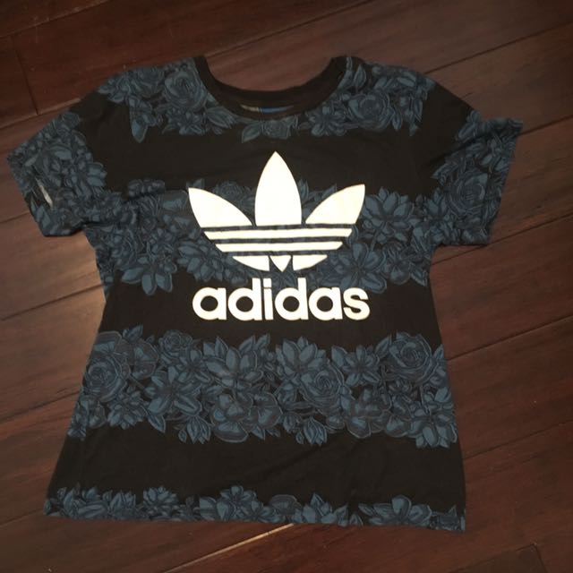 Adidas Xs T Shirt, Women's Fashion, Clothes on Carousell