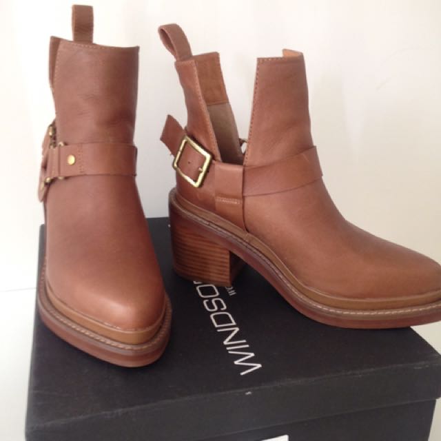 Windsor smith clearance cut out boots