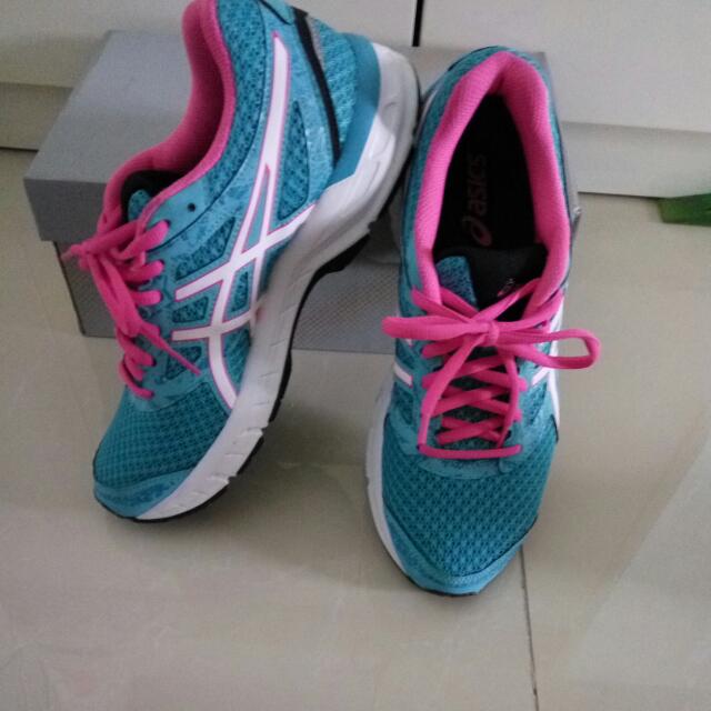 Instock Asics Gel Excite 4 Turquoise Pink Sports Equipment Sports Games Water Sports on Carousell