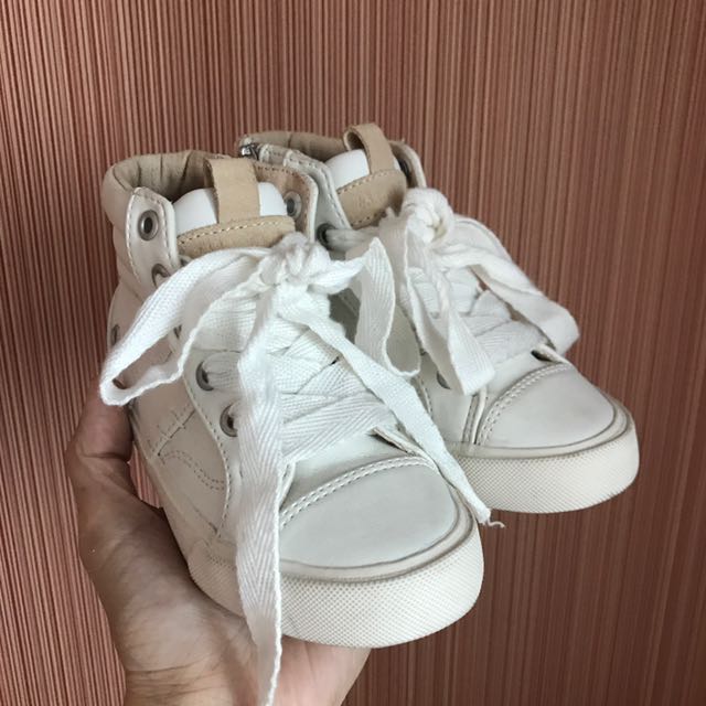 Original Zara Girl High Top White Sneakers Sepatu Sneaker Putih Merek Zara Asli Bayi Anak Baju Anak Perempuan Di Carousell