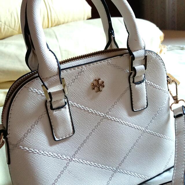 tory burch alma bag