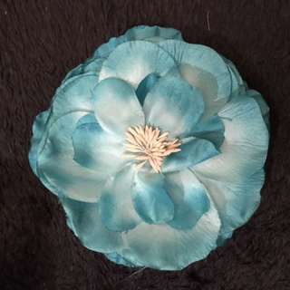 Flower Pin (sky Blue)