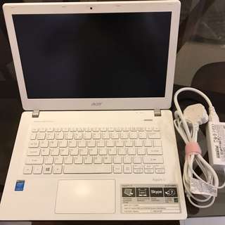 Laptop Acer Aspire V 13