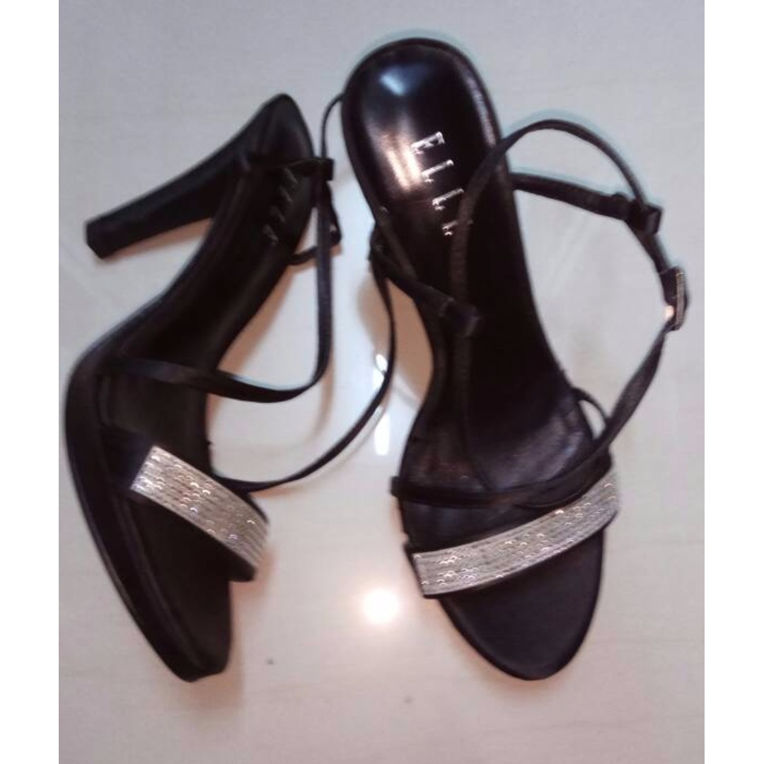 elle heels