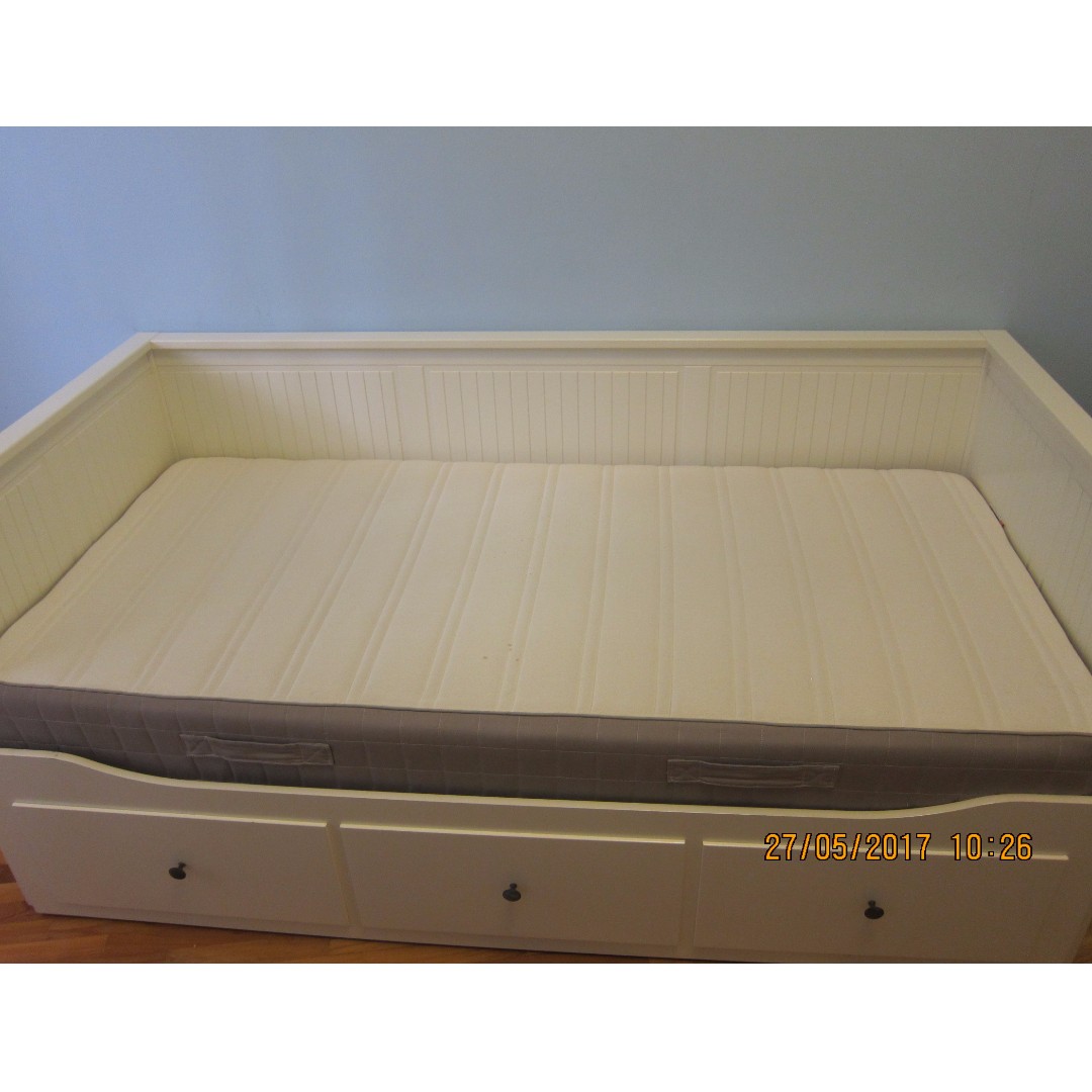 Ikea Hemnes Daybed Frame With 3 Drawers White W Mattress
