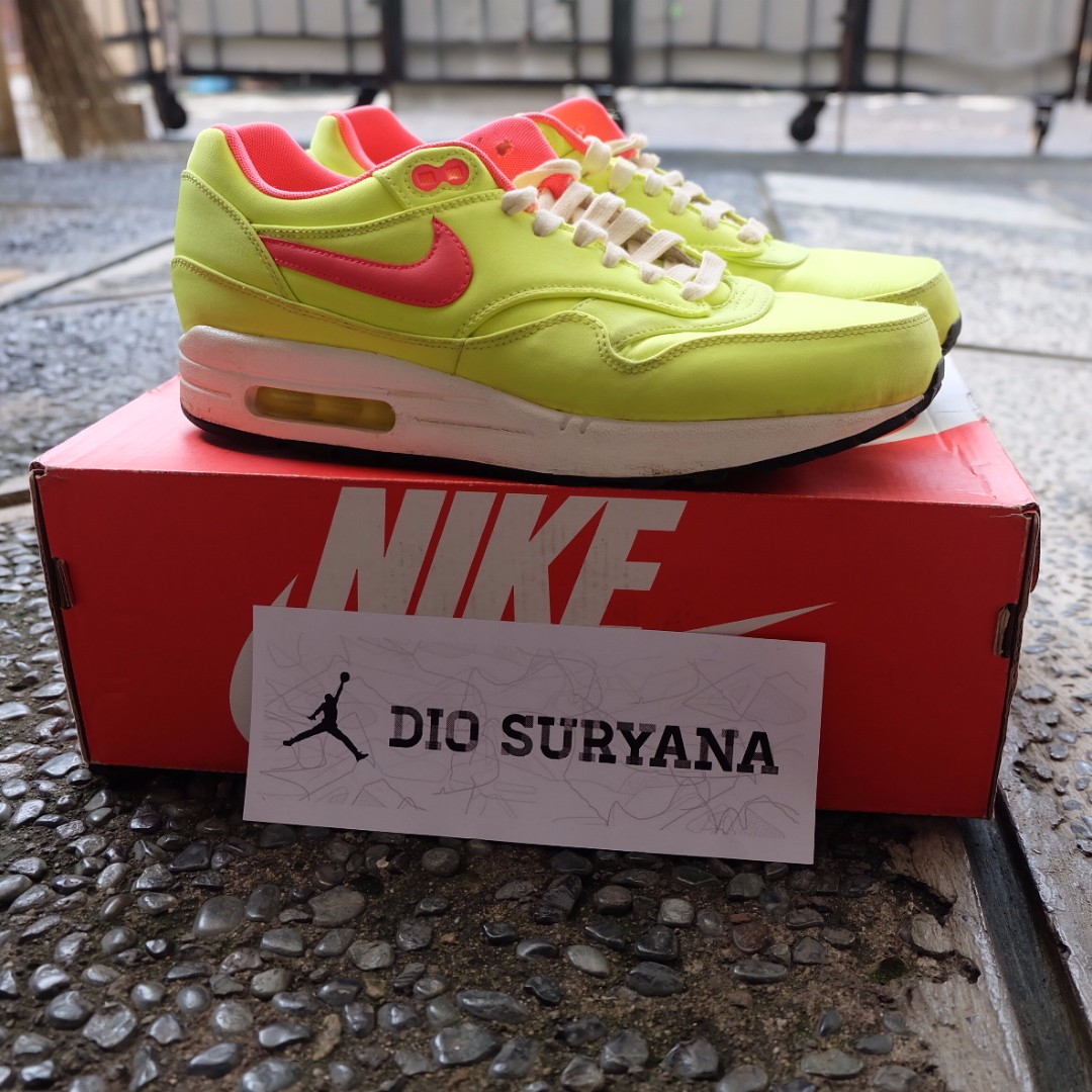 SALE! (500k -> 400k) Jual Nike Air Max 1 PRM Magista Sz 9.5 (not ... Beranda · Preloved Fesyen Pria · Sepatu. photo photo ...