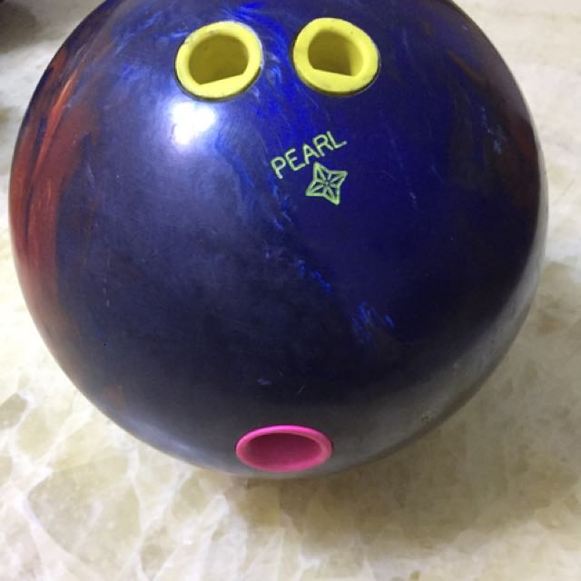 Kingdom Pearl Bowling Ball, Sports, Sports & Games Equipment on Carousell