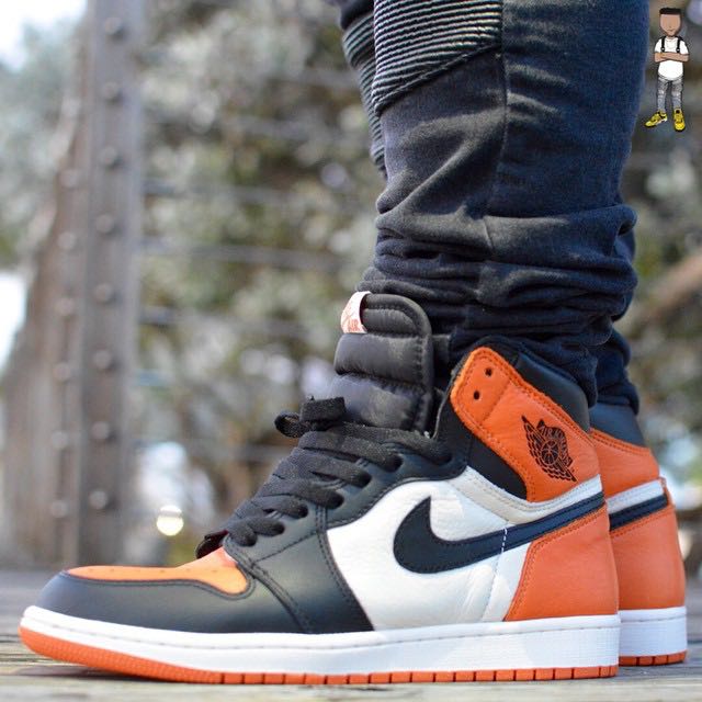 LOOKING FOR JORDAN 1 CHICAGO SHADOW SHATTERED BACKBOARDS SBB Men s Fashion Footwear Sneakers on Carousell