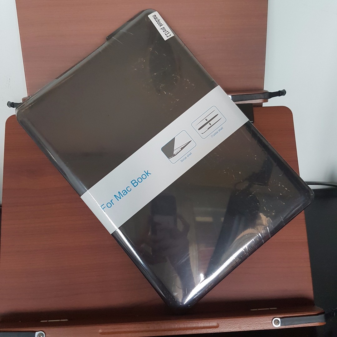 Macbook pro case with apple cutout outlet