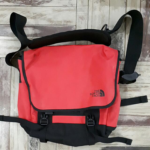 Red North Face Sling Bag, Sports Equipment, Sports & Games, Water