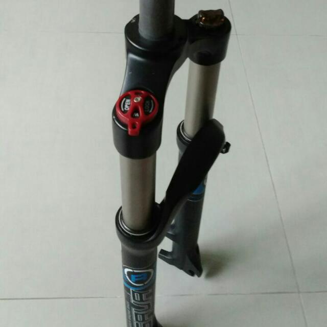 Sava Front Suspension Fork, Sports Equipment, Bicycles & Parts