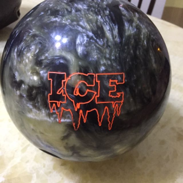 Storm Ice Bowling Ball., Sports Equipment, Sports & Games, Billiards