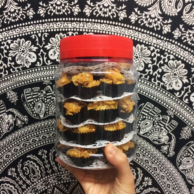 Cornflakes Madu Food Drinks Baked Goods On Carousell