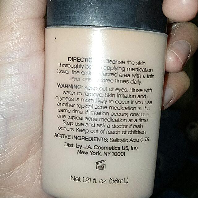 ELF Acne Fighting Foundation, Kesehatan & Kecantikan, Rias Wajah di