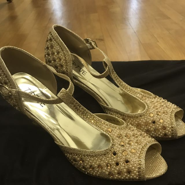 Glitzy Gold Low Heel Shoes Size 40 41 Women s Fashion Footwear