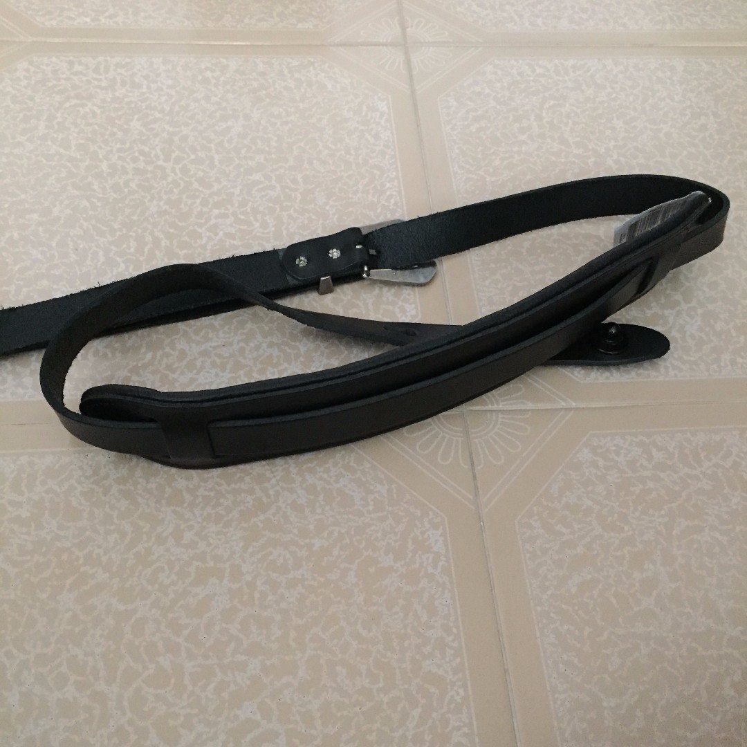 Levy's Leathers PM23-BLK GUITAR STRAP, Hobbies & Toys, Music & Media, Music  Accessories on Carousell