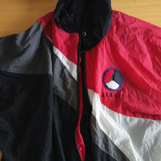 nike air jordan windbreaker