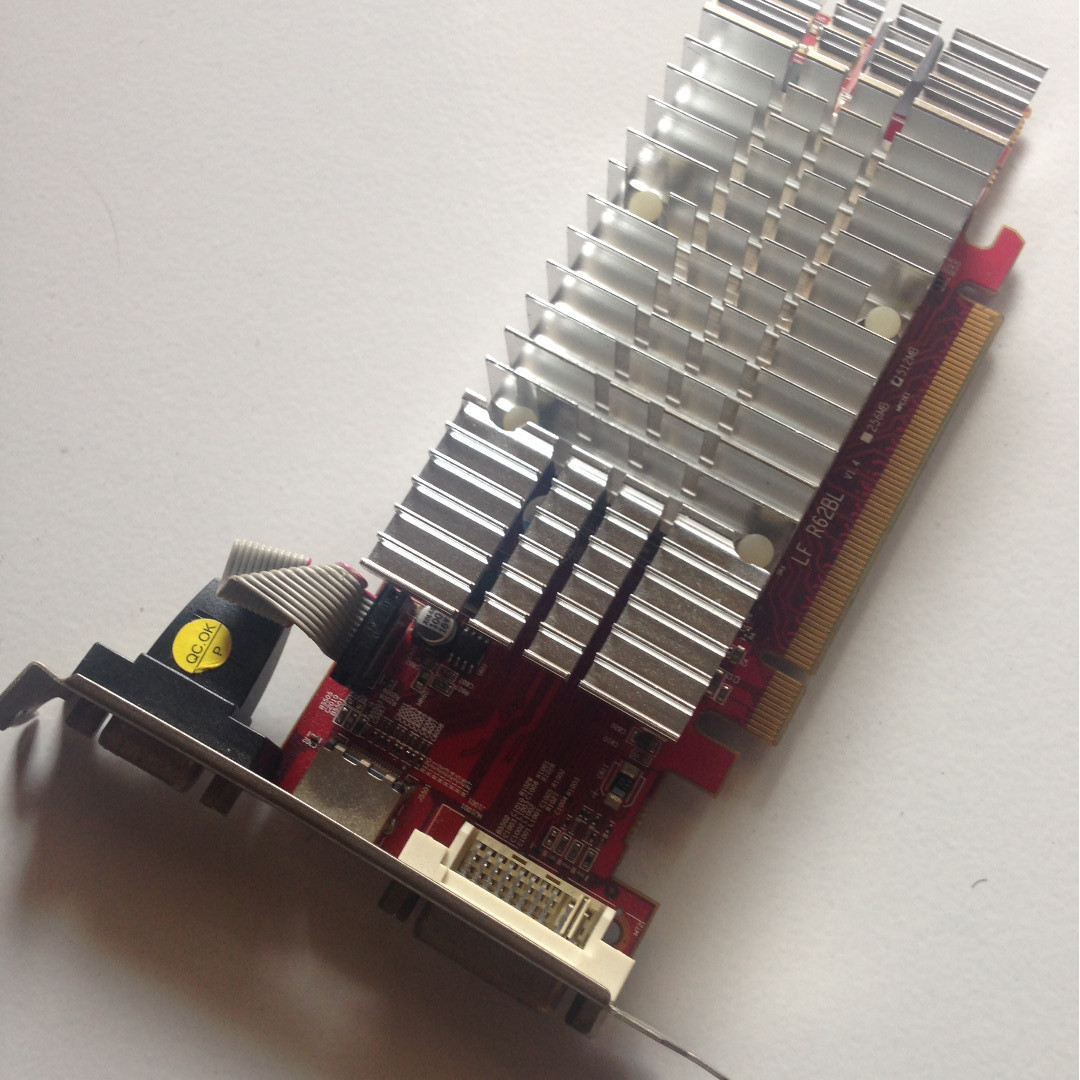 PowerColor Radeon HD 3450 DirectX 10.1 AX3450 512MD2 S 512MB 64 Bit GDDR2 PCI Express 2.0