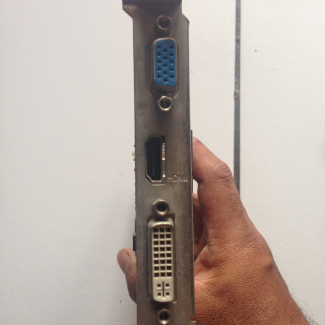 PowerColor Radeon HD 3450 DirectX 10.1 AX3450 512MD2 S 512MB 64 Bit GDDR2 PCI Express 2.0