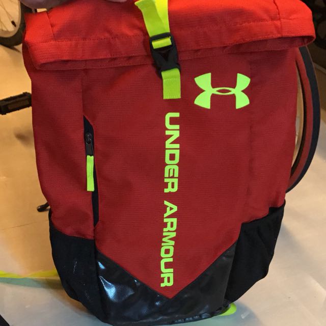 under armour storm roll trance sackpack