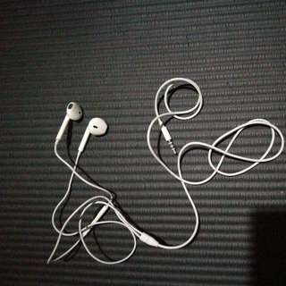 iphone headphone 95 new