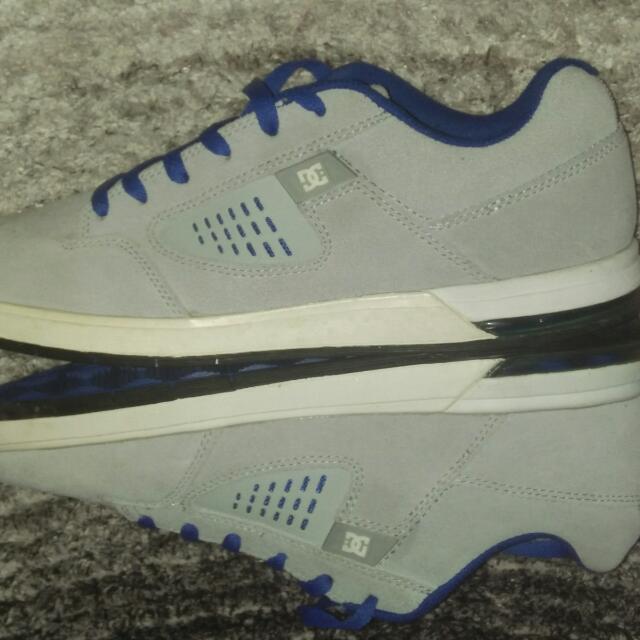 Sepatu Dc Kalis Men S Fashion Men S Footwear On Carousell