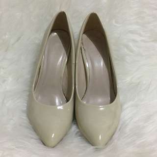 FLD Off White Heels