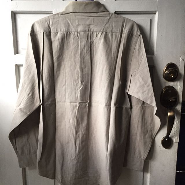 Hardy Amies Button Down Polo (Category: Tshirts & Polo Shirts ) located in Manila. Submitted by artsygunda (Listing ID 108498756, Image 2). Description: .