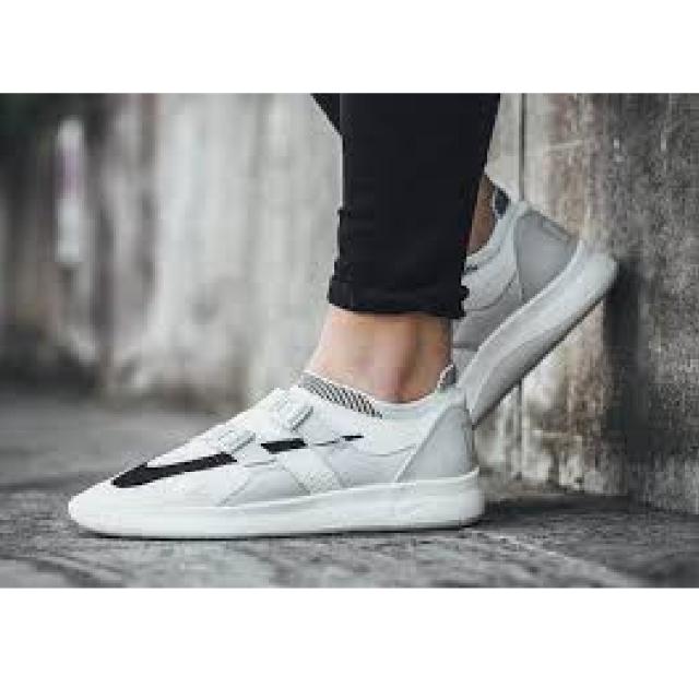 Nikelab air sock racer sales