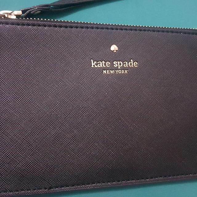 Kate spade wristlet top original vs fake
