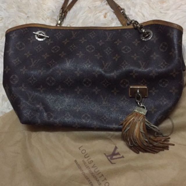 AUTHENTIC LOUIS VUITTON AUTOMNE HIVER 2008 in RM3 Romford for