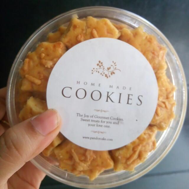 Pand Or Cookies Kastangel Makanan Minuman Kue Kue Di Carousell Pand Or Cookies Kastangel Makanan Minuman Kue Kue Di Carousell