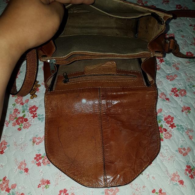 Pelco leather handbag 2025