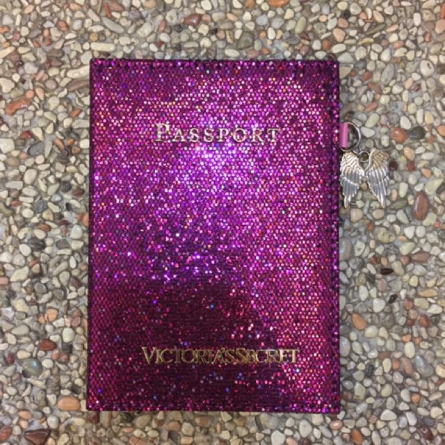 [VICTORIA'S SECRET] Authentic Passport cover, Women's Fashion, Watches